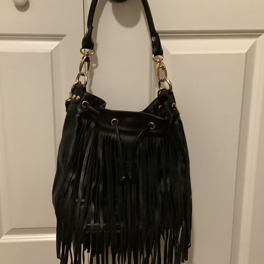 Pietro black leather shoulder bag